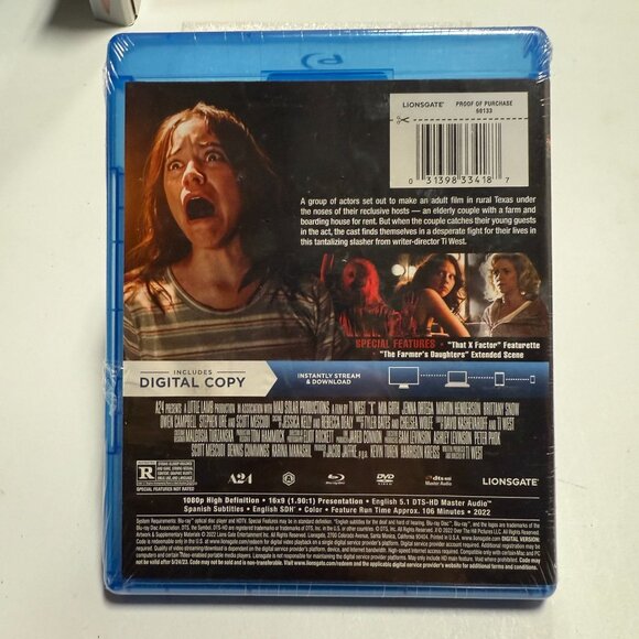 X (2022) (Blu-ray +DVD + Digital) - Picture 2 of 5